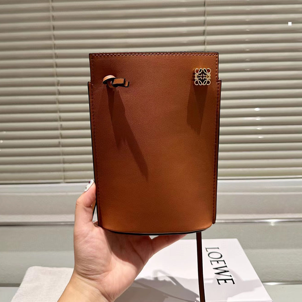 Loewe Relief Crossbody Bag Shoulder Bag(Replica)