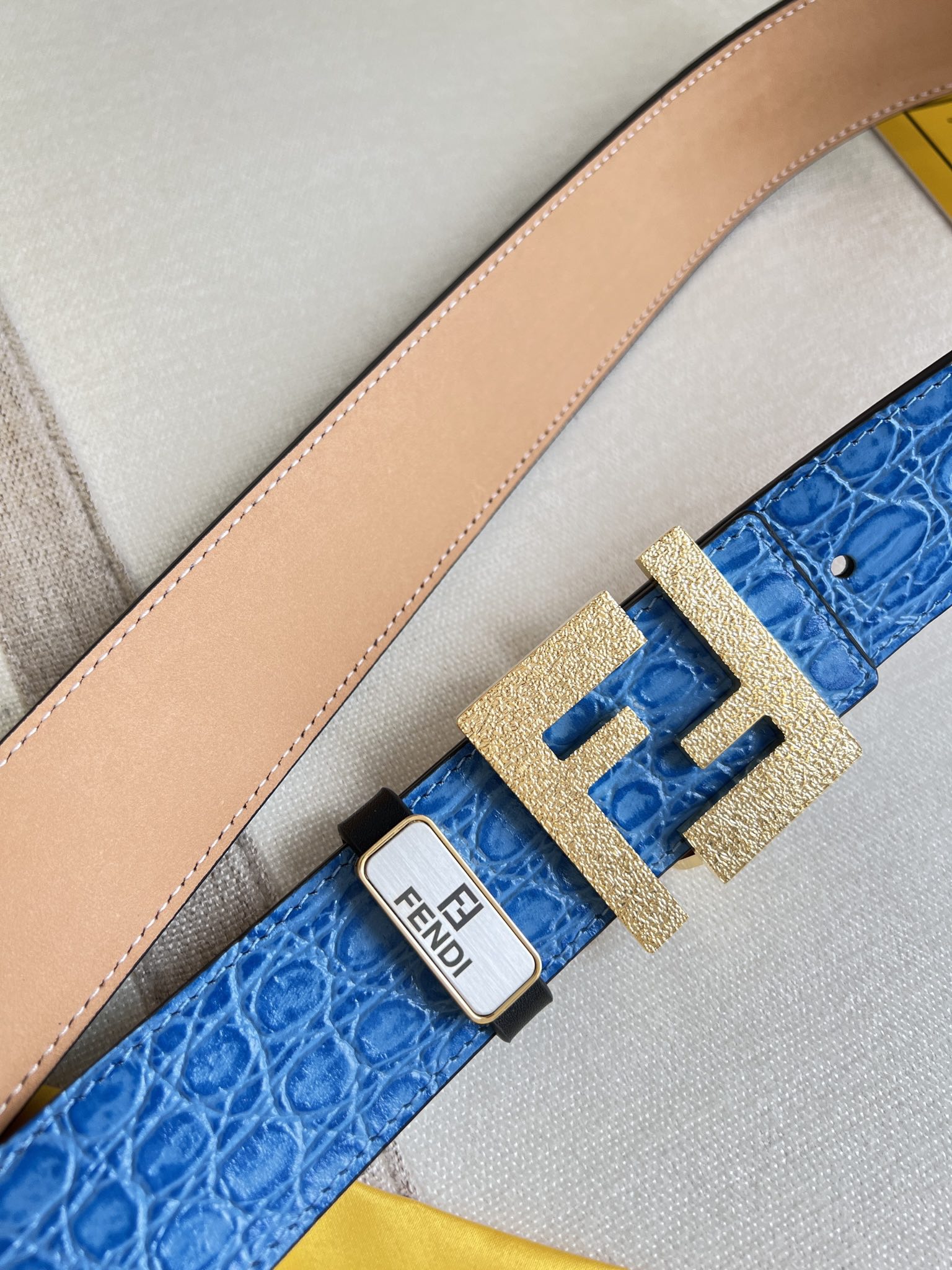 Fendi Leather Belts 1:1 Mirror Version