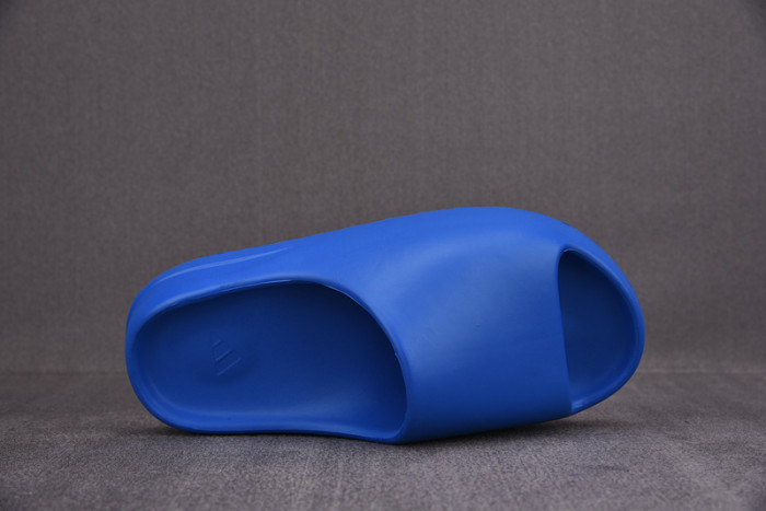 Kanye West x Yeezy Slide