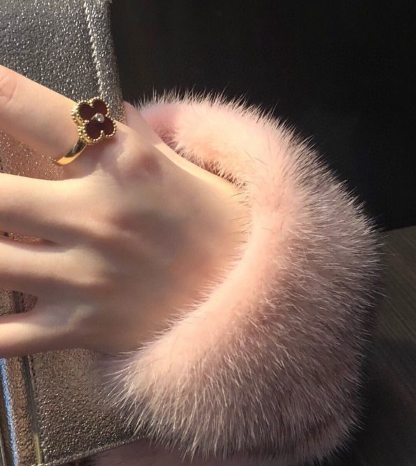 Van Cleef Clover Ring Dupe, One Diamonds