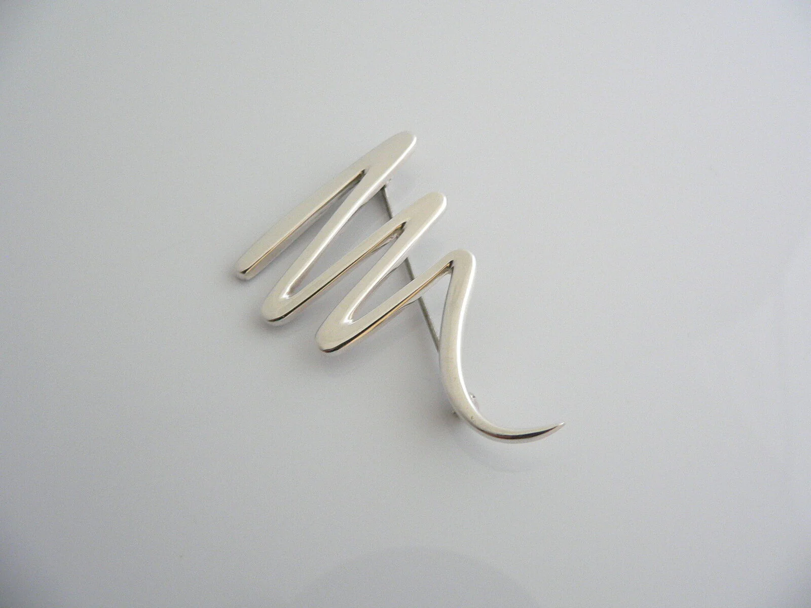 Tiffany & Co Zig Zag Pin Silver Scribble Brooch Gift Love Classic Picasso Art