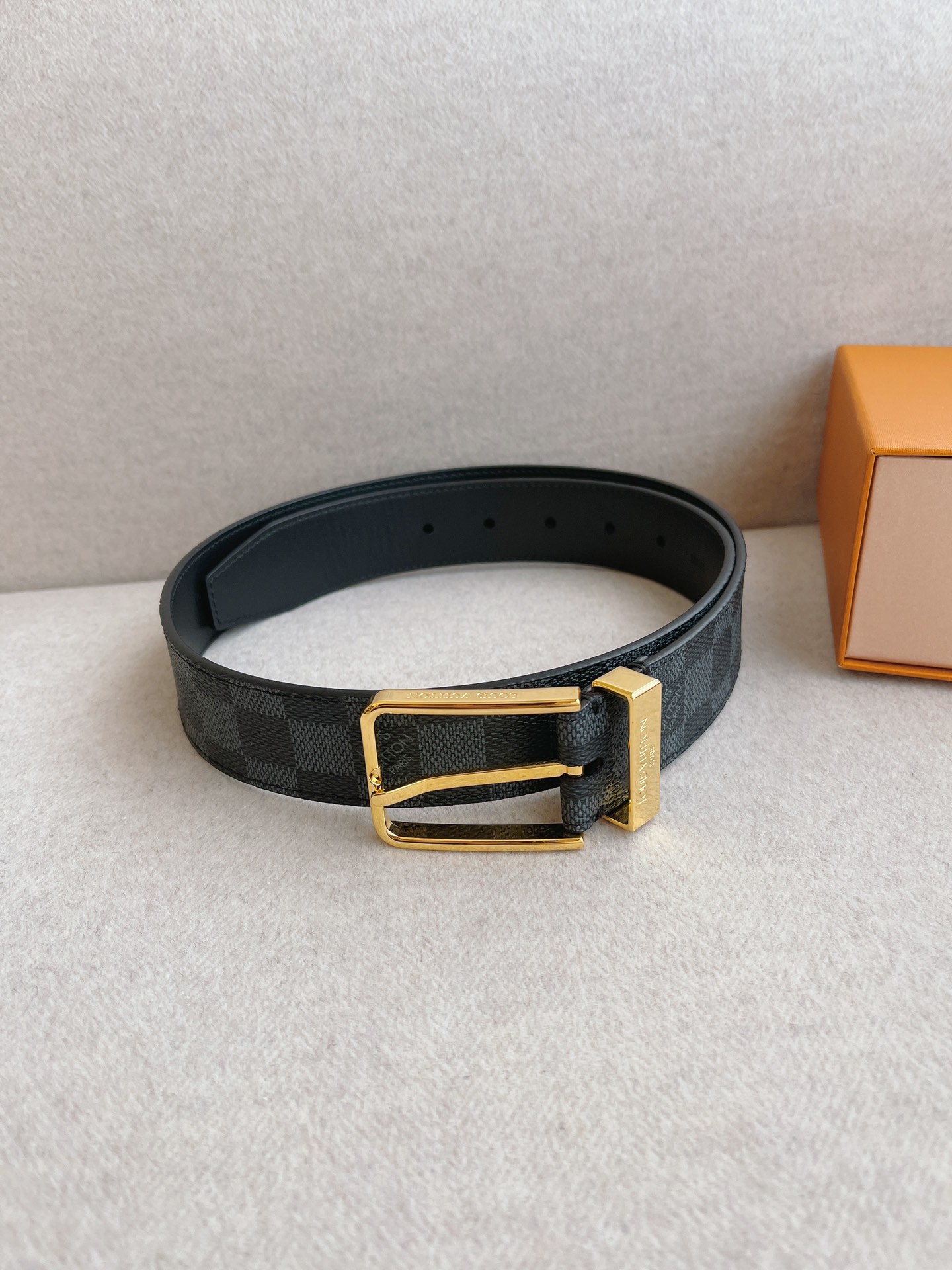 Louis Vuitton LV Leather Belts 1:1 Mirror Version