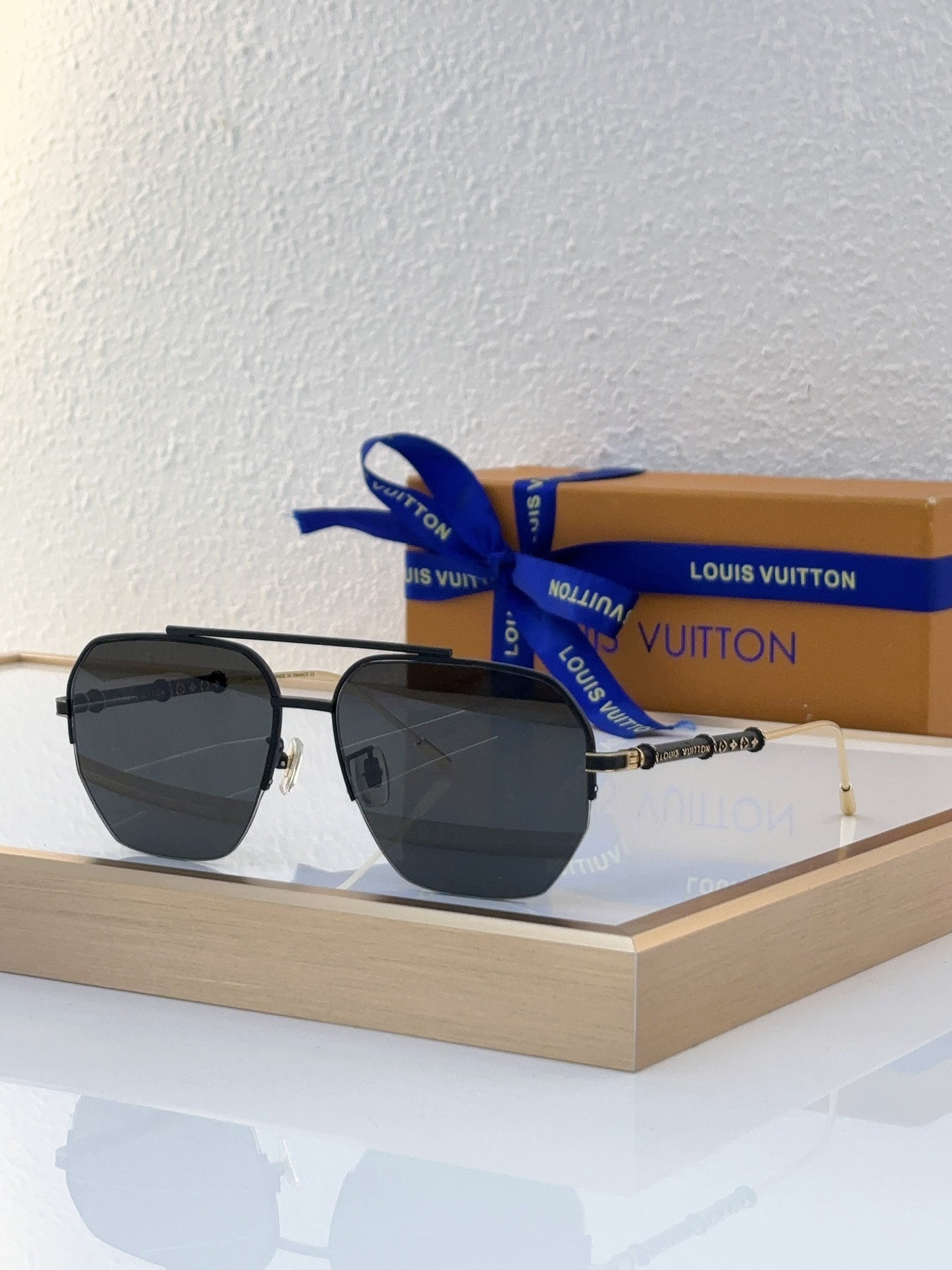 Louis Vuitton LV Sunglasses