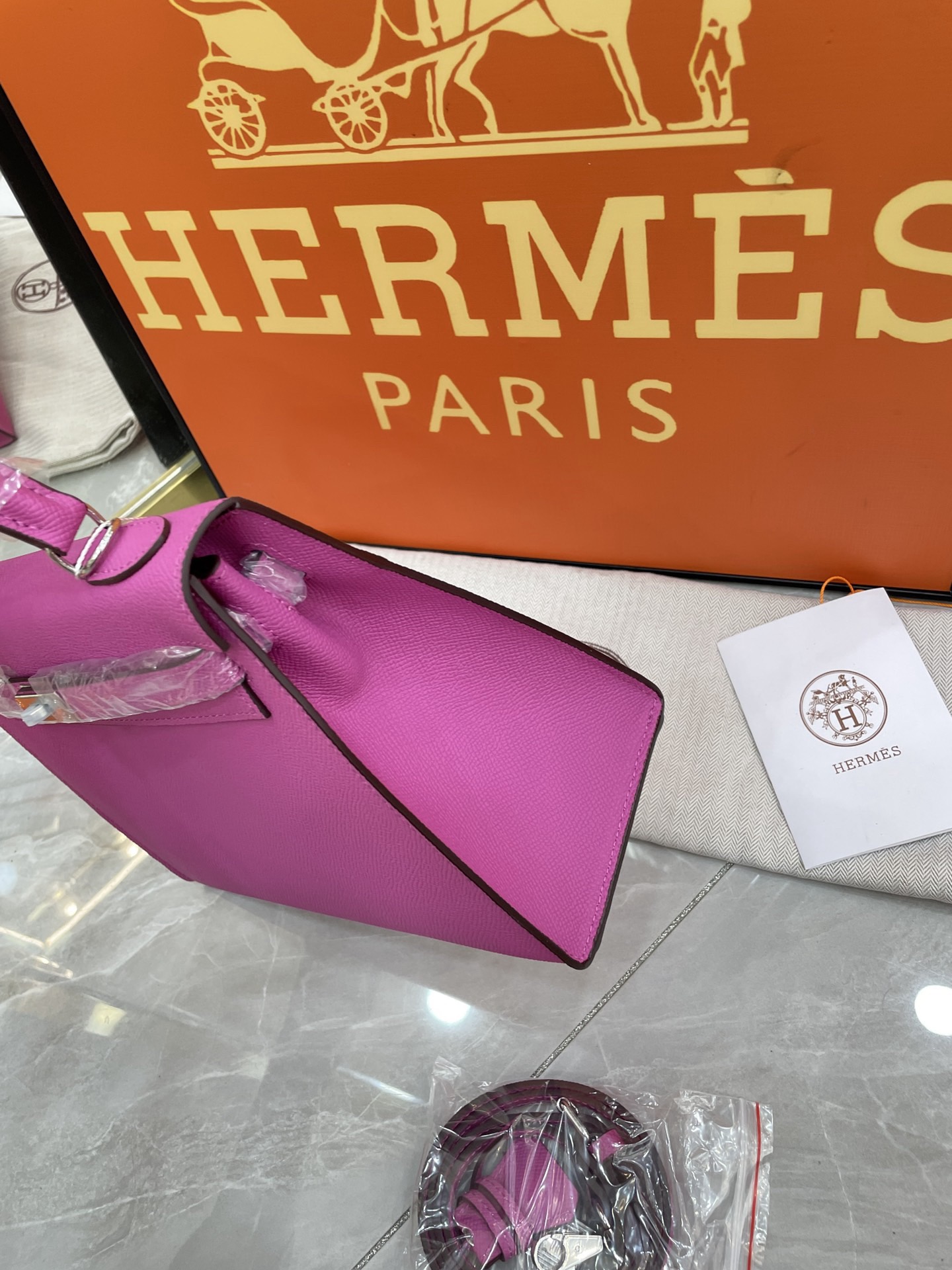 Hermes 28cm Kelly Bag Togo Leather Handbag Pink