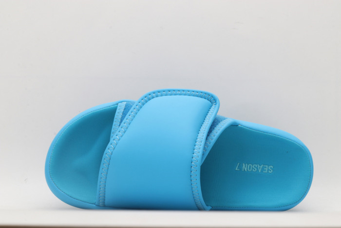 Yeezy Slide 7