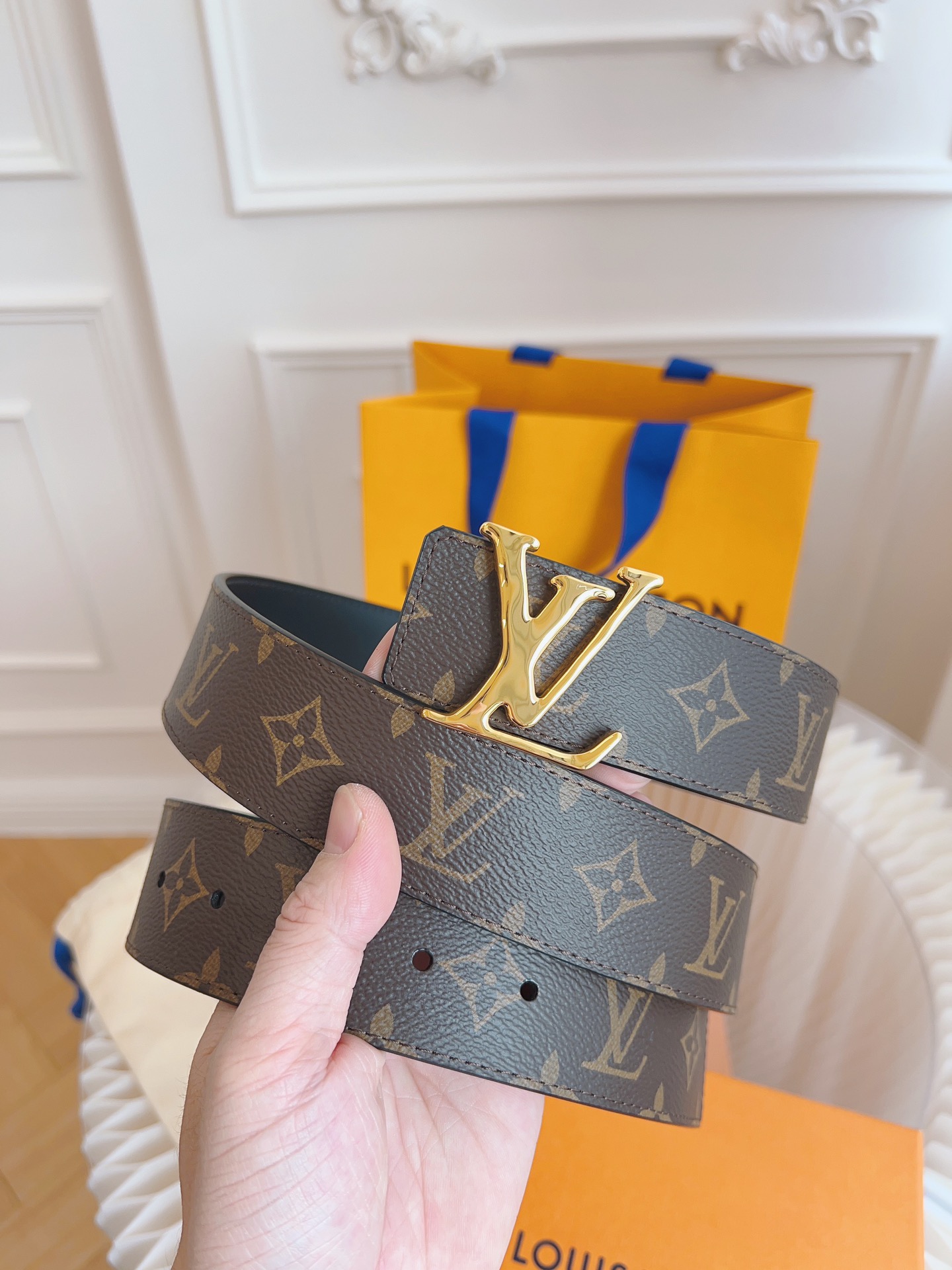 Louis Vuitton LV Leather Belts 1:1 Mirror Version