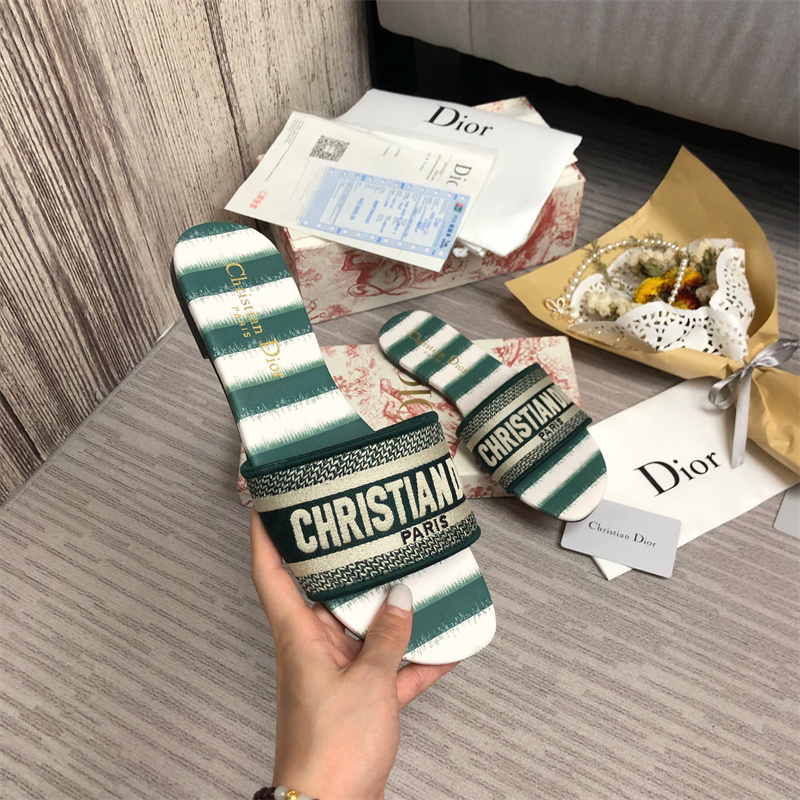 Dior DWAY Slide Slipper Sandals (Replica)