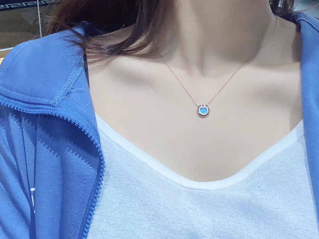 Tiffany Disc Chalcedony Necklace