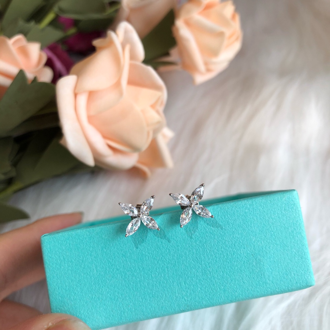 Tiffany Victoria® Earrings