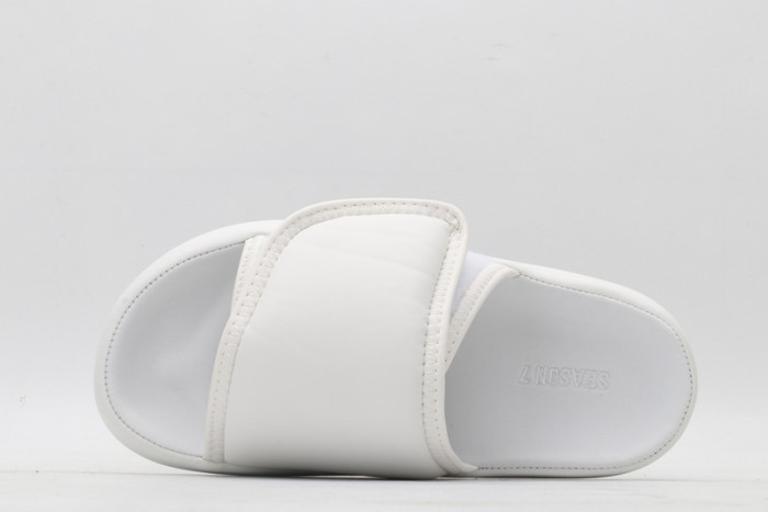 Yeezy Slide 4