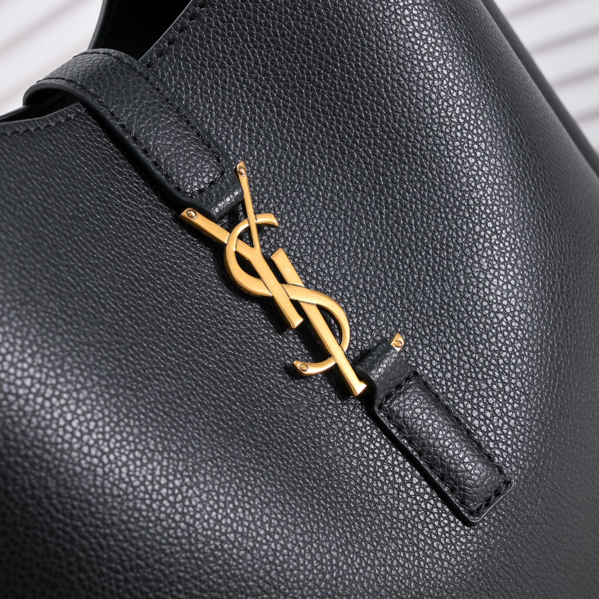 Saint Laurent YSL Hobo Rose Shoulder Bag Handbag