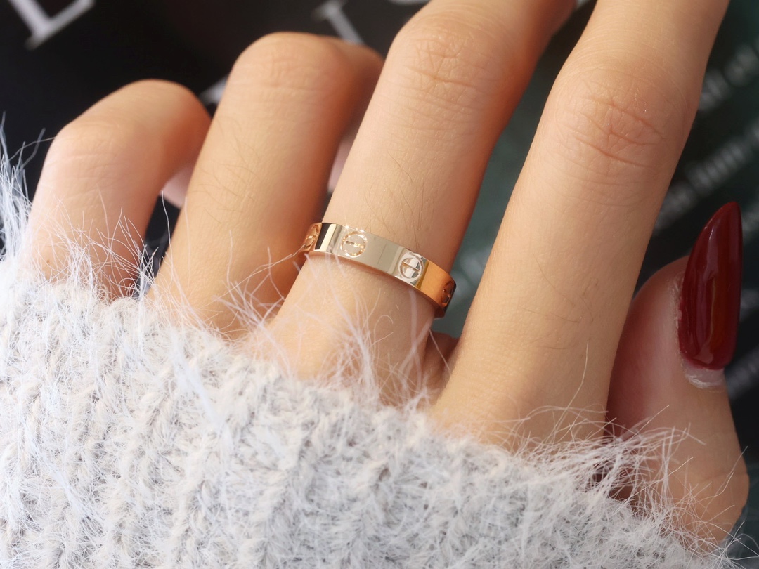 CARTIER LOVE WEDDING BAND