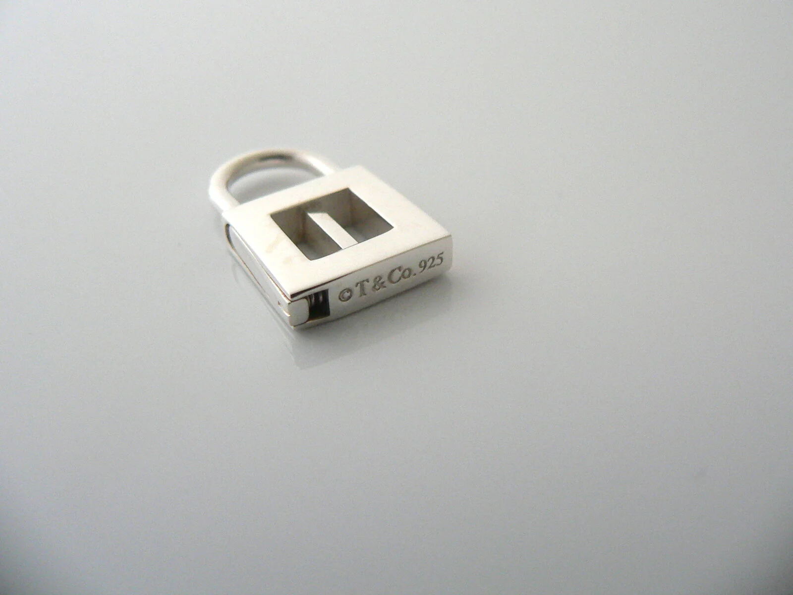 Tiffany & Co Alphabet I Charm Personalized Padlock Pendant 4 Necklace Older Rare