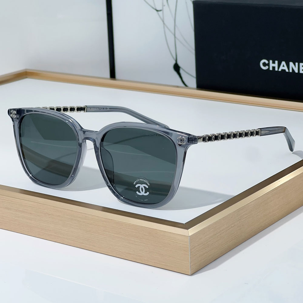 Chanel  Mirror leg Hollowed out Logo Sunglasses Top quality （Replica）