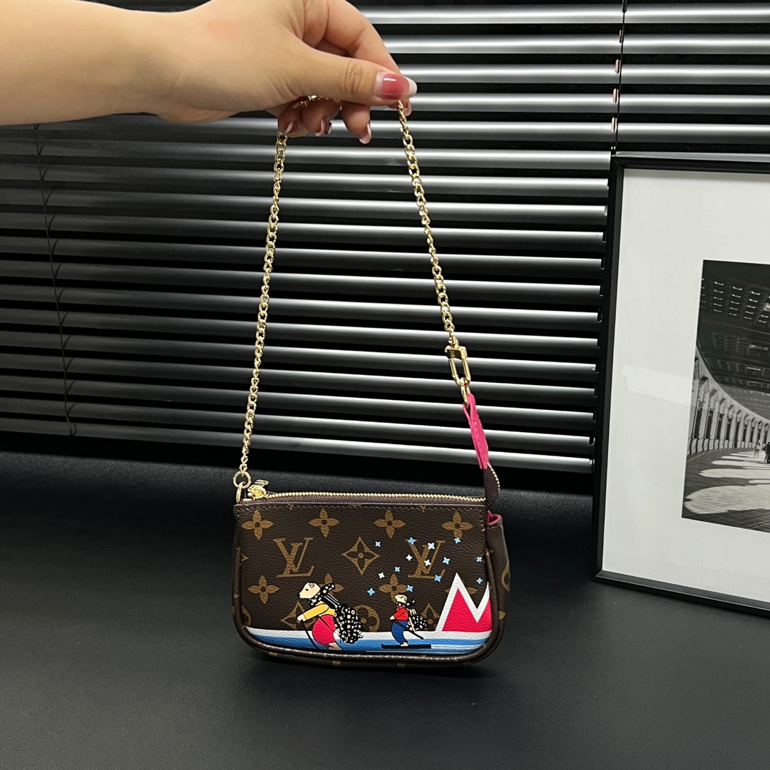 Louis Vuitton Multi Pochette Accessories Mini Bag Purse