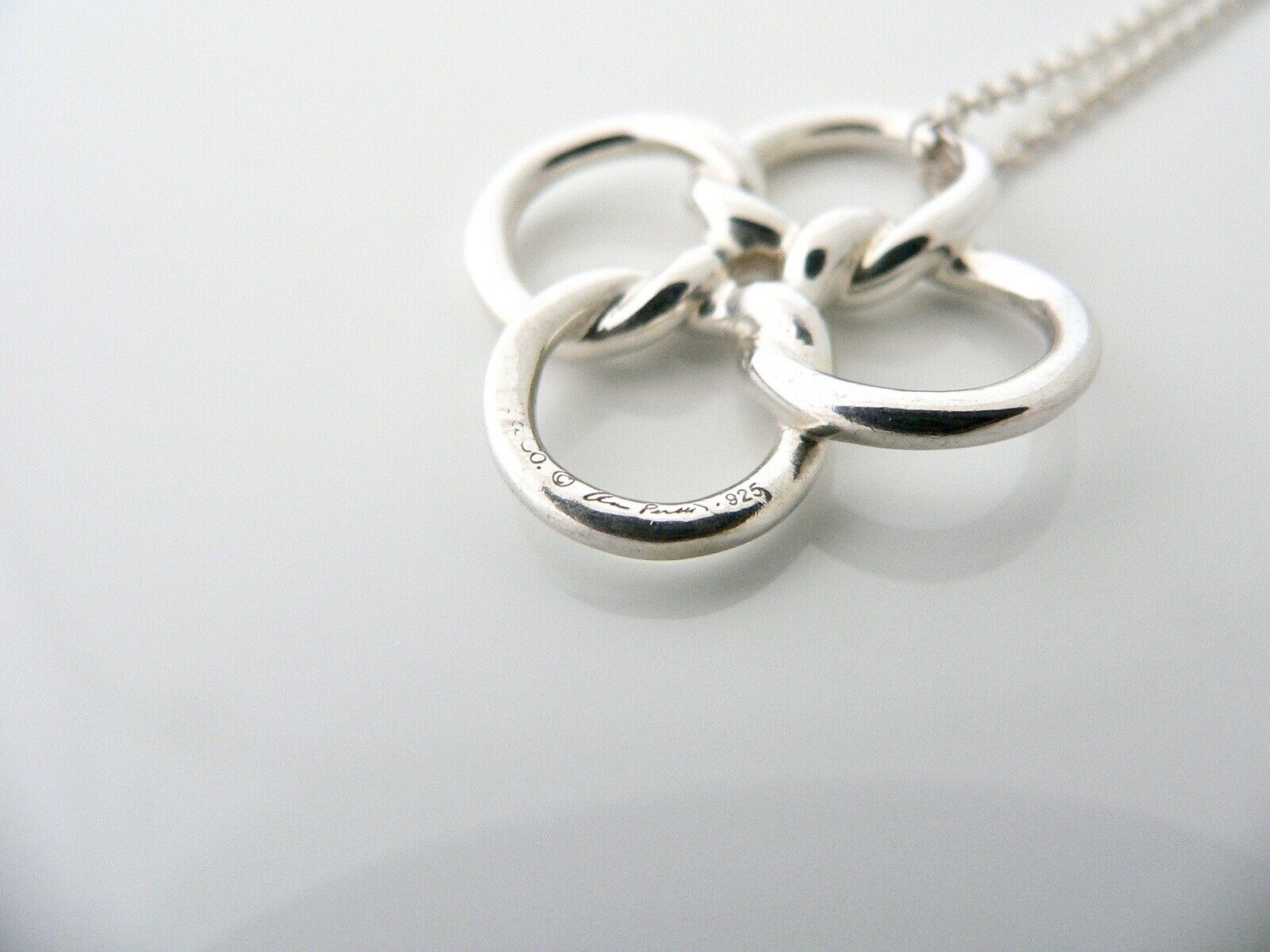 Tiffany & Co Peretti Quadrifoglio Clover Necklace Pendant Charm Love Gift Large