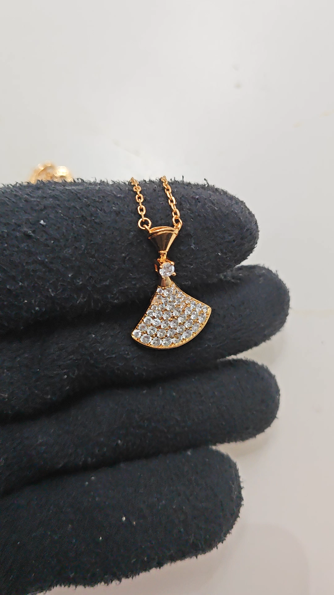 BVLGARI DIVAS' DREAM NECKLACE Replica, White Gold & Rose Gold