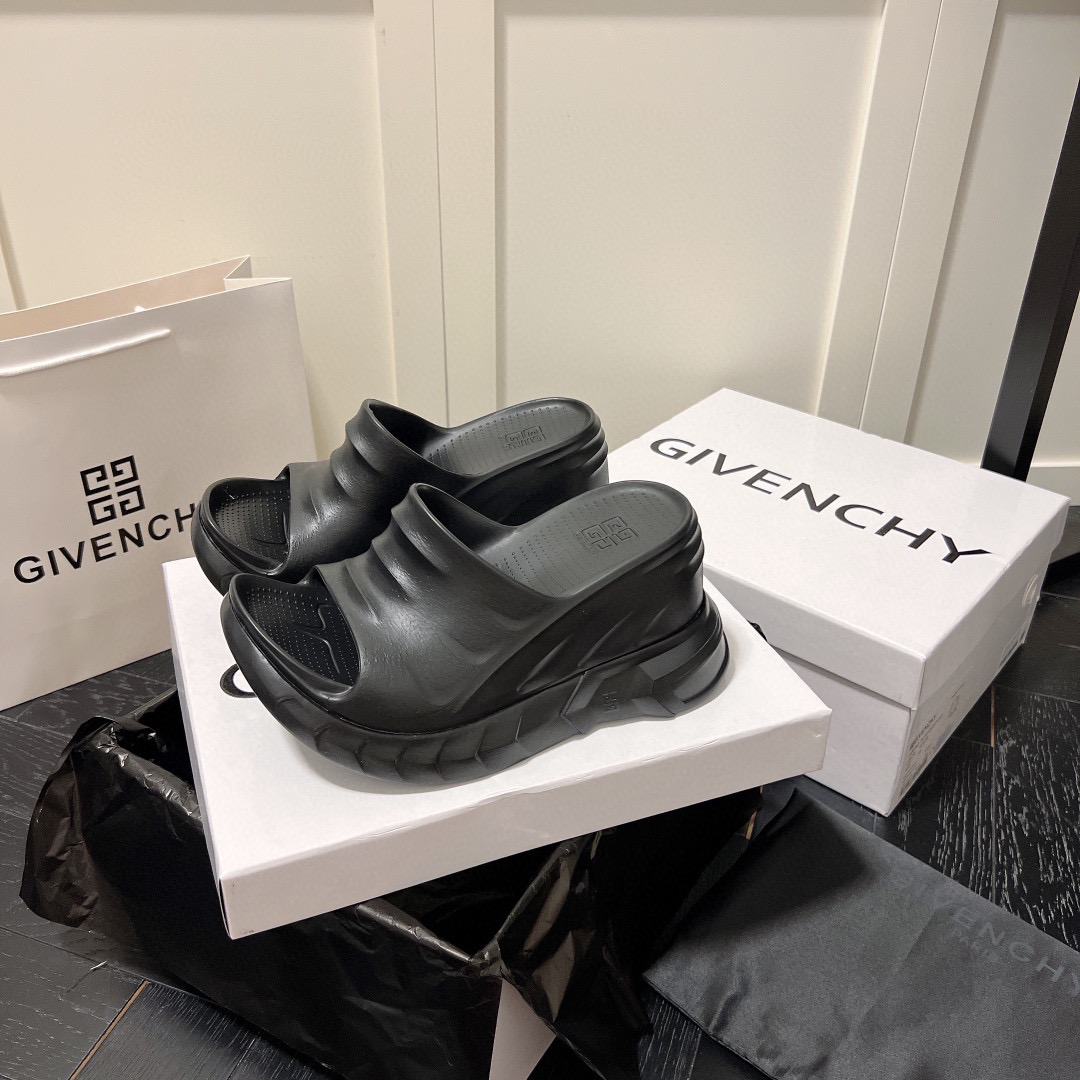 Givenchy  Comfortable And Casual All-match Slide Sandal(Replica)