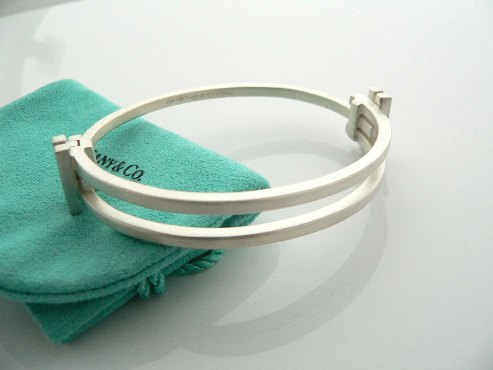 Tiffany & Co Silver Gehry Axis Bangle Bracelet Cuff Rare Gift Pouch Love Art