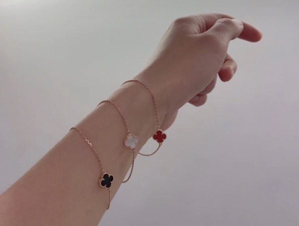 Van Cleef Bracelet Dupe, Mini Clover Bracelet