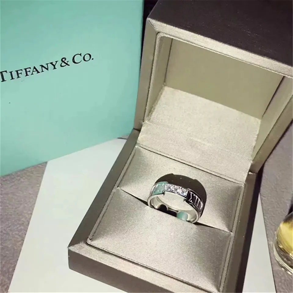 New Tiffany Atlas Band With Three Crystals Individual Style For Gift Dubai Price GRP07933