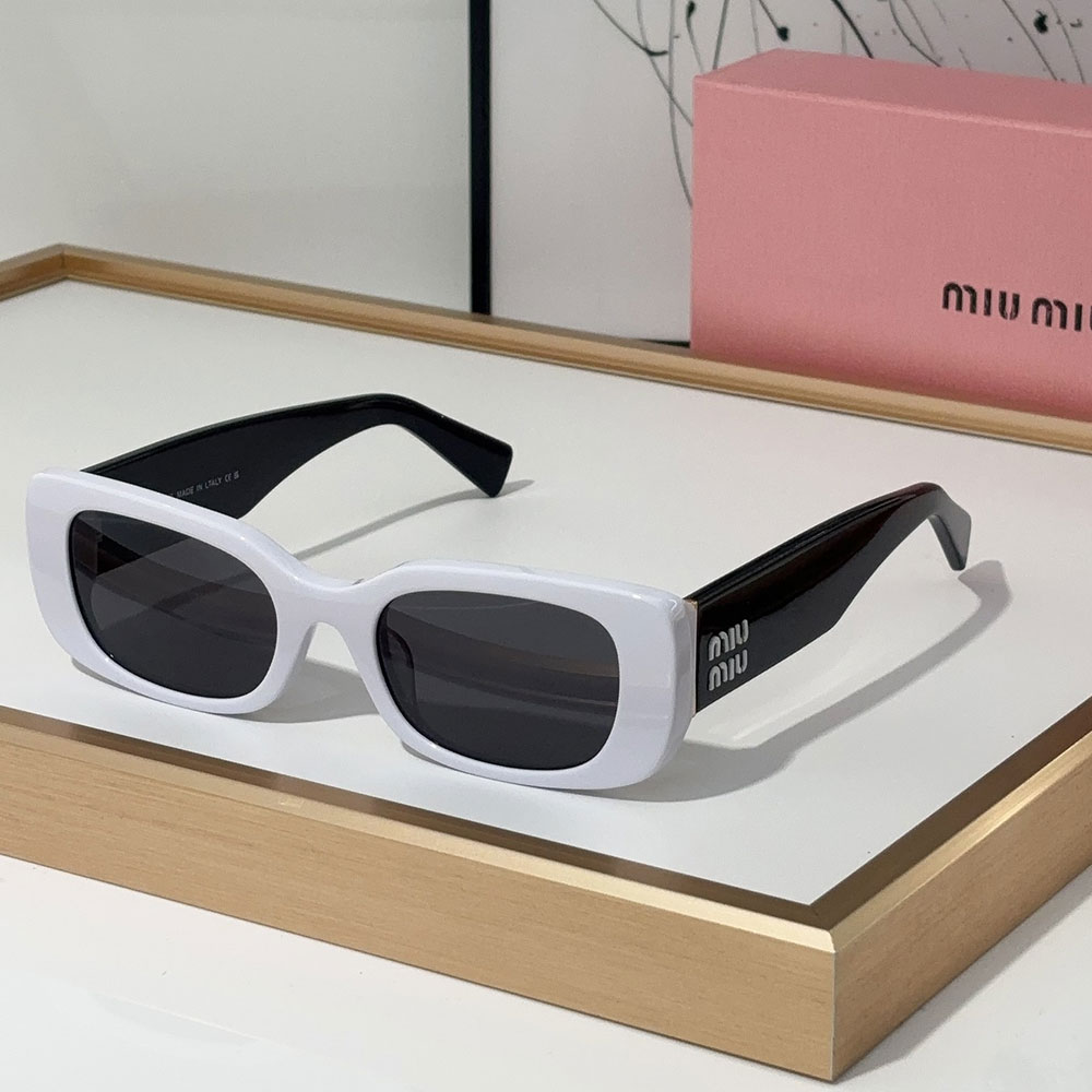 Miumiu  Mirror leg Logo Cat eye Sunglasses Top quality （Replica）