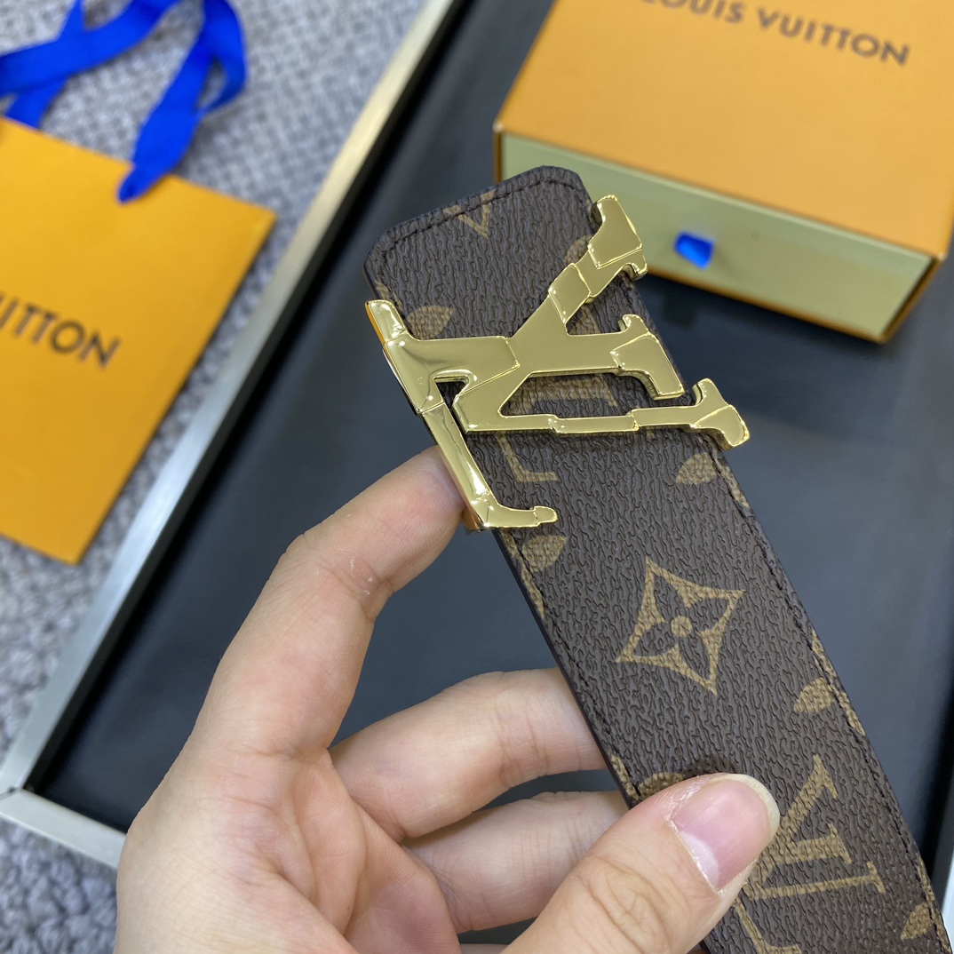 Louis Vuitton LV Leather Belts 1:1 Mirror Version