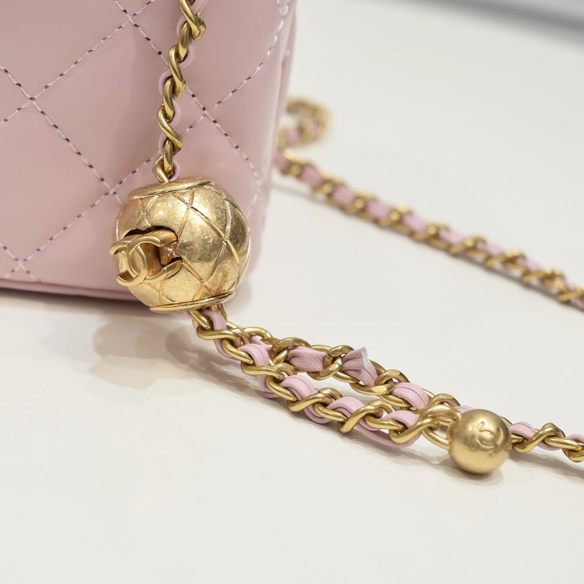 Chanel  Golden·Ball Makeup Box Bag Small Shoulder Bag Handbag