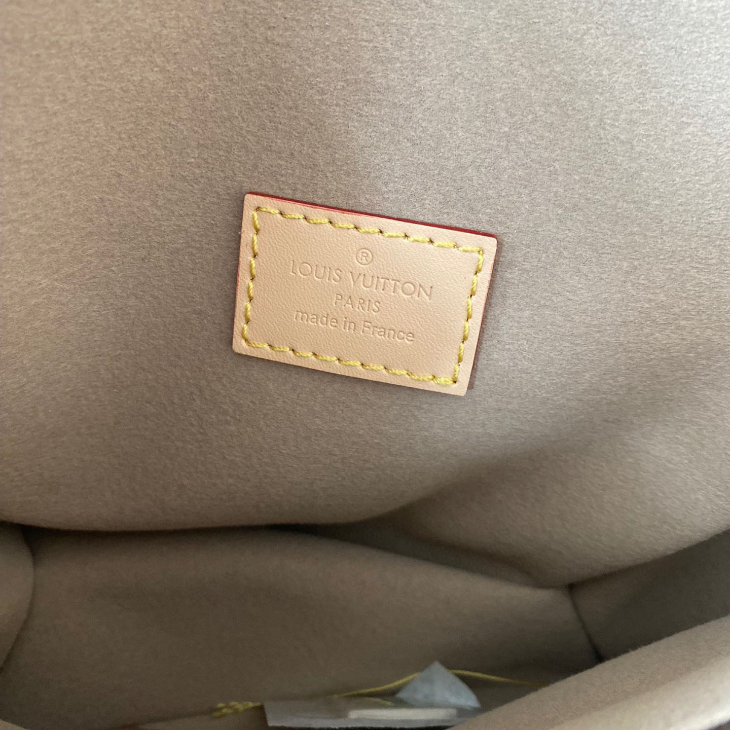 Louis Vuitton LV Saumur BB Shoulder Bag Crossbody Bag(Replica)