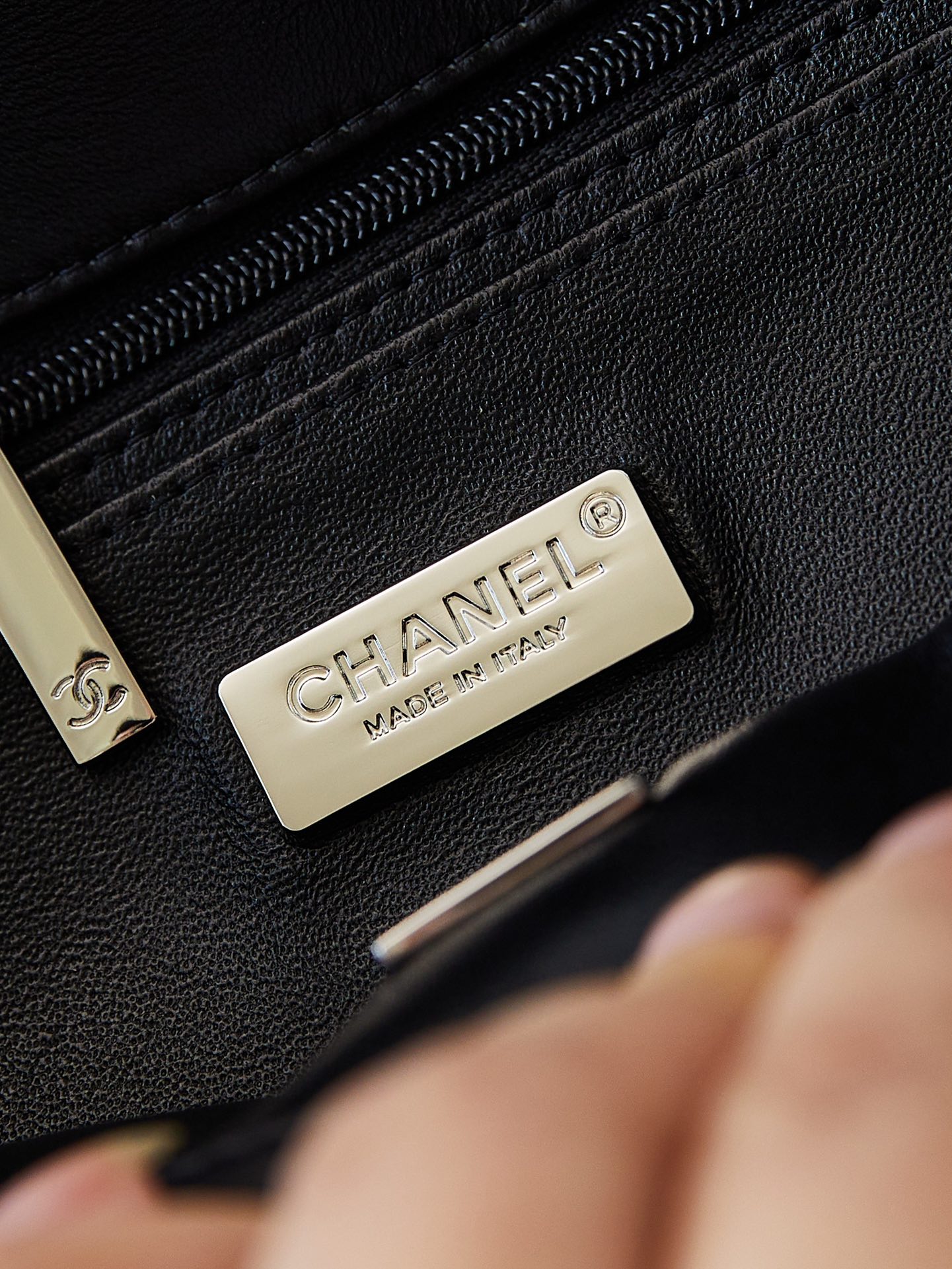 Chanel 10A Handbag Shoulder Bag Top Mirror Quality Version CHANEL CF AS4297