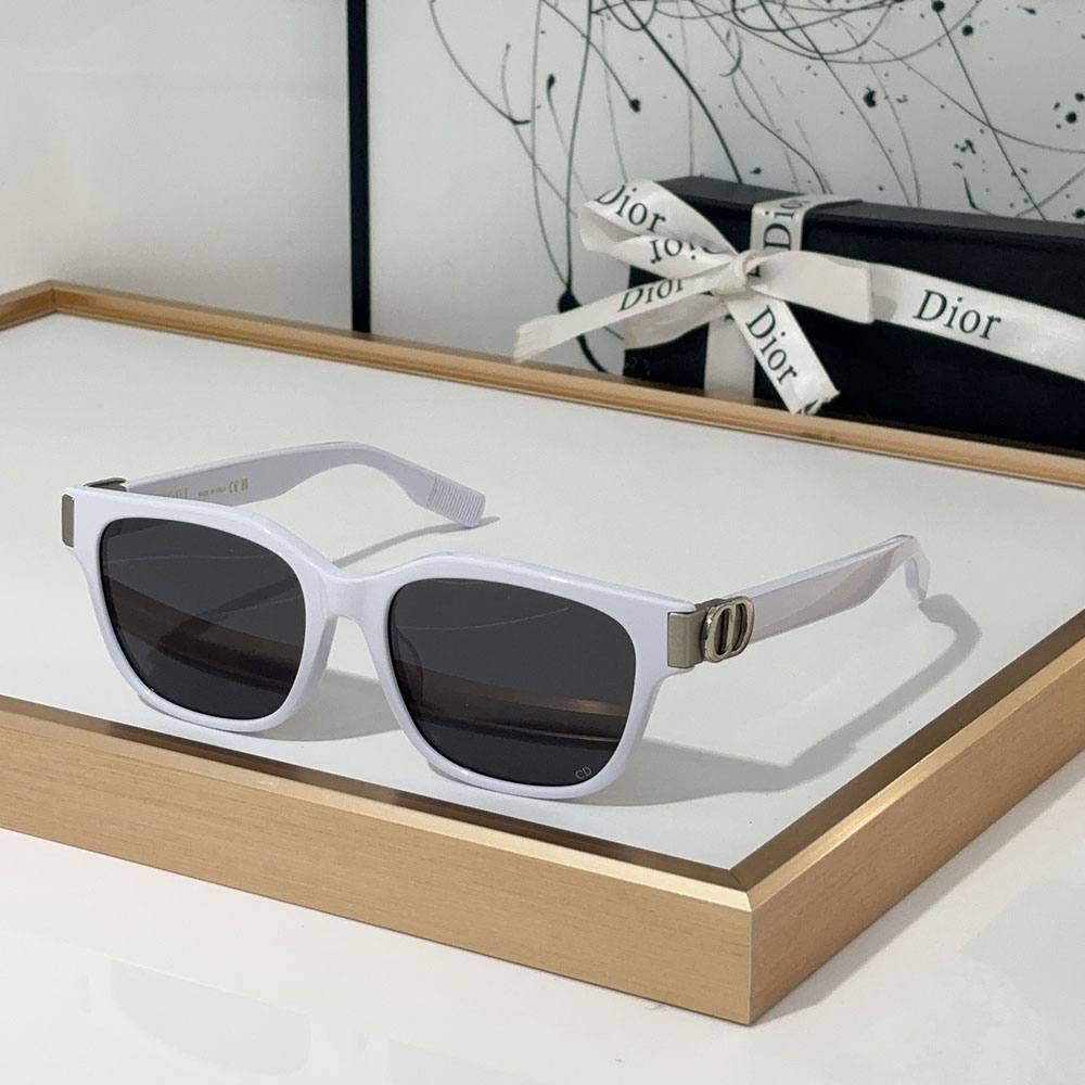 Dior  Mirror leg Logo identification Acetate fibre  sunglasses  Top quality (Replica）