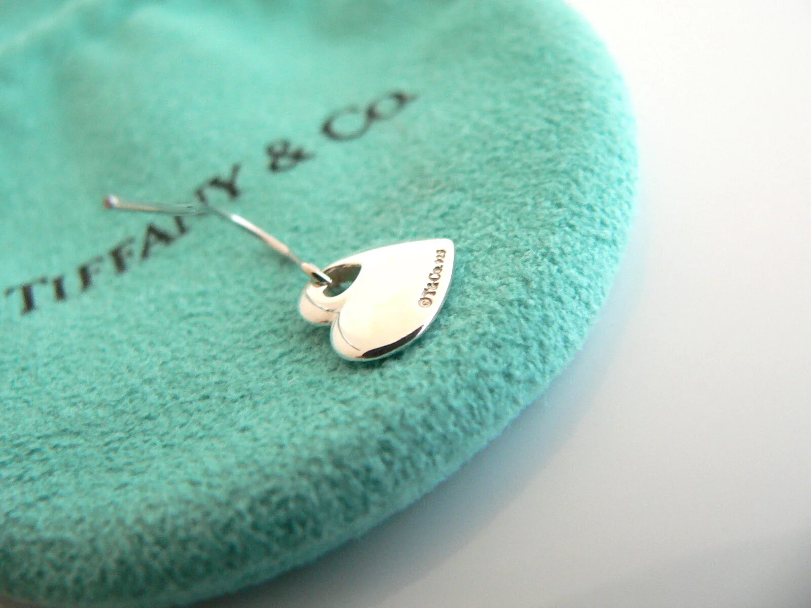 Tiffany & Co Silver Double Heart Dangle Dangling Earrings Rare Gift Pouch Love