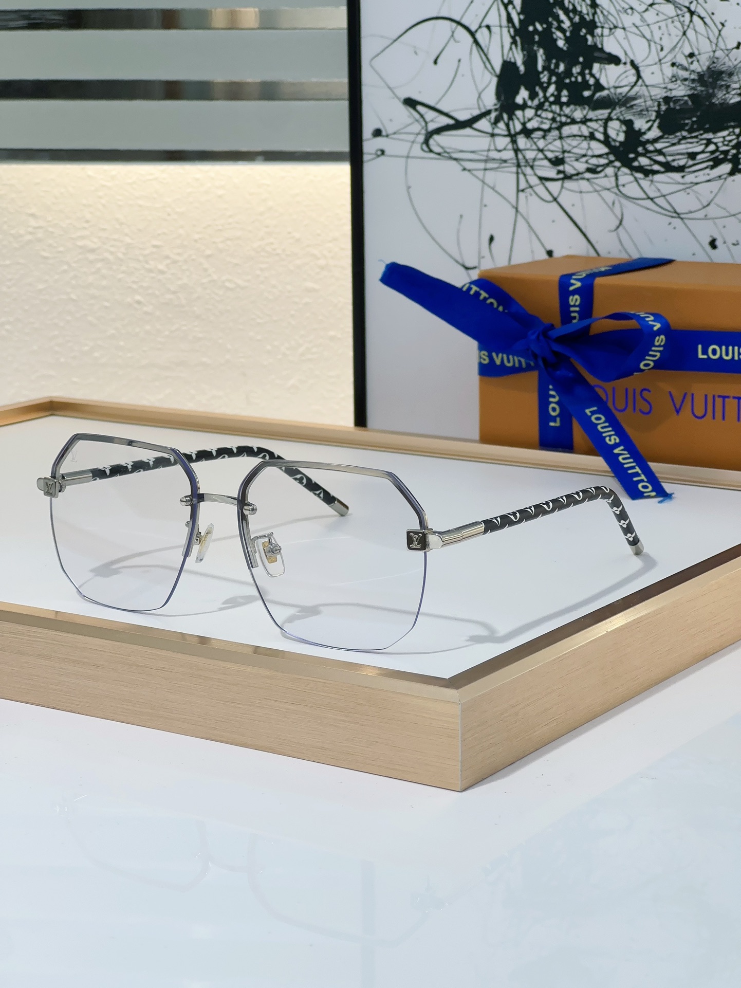 Louis Vuitton LV Sunglasses