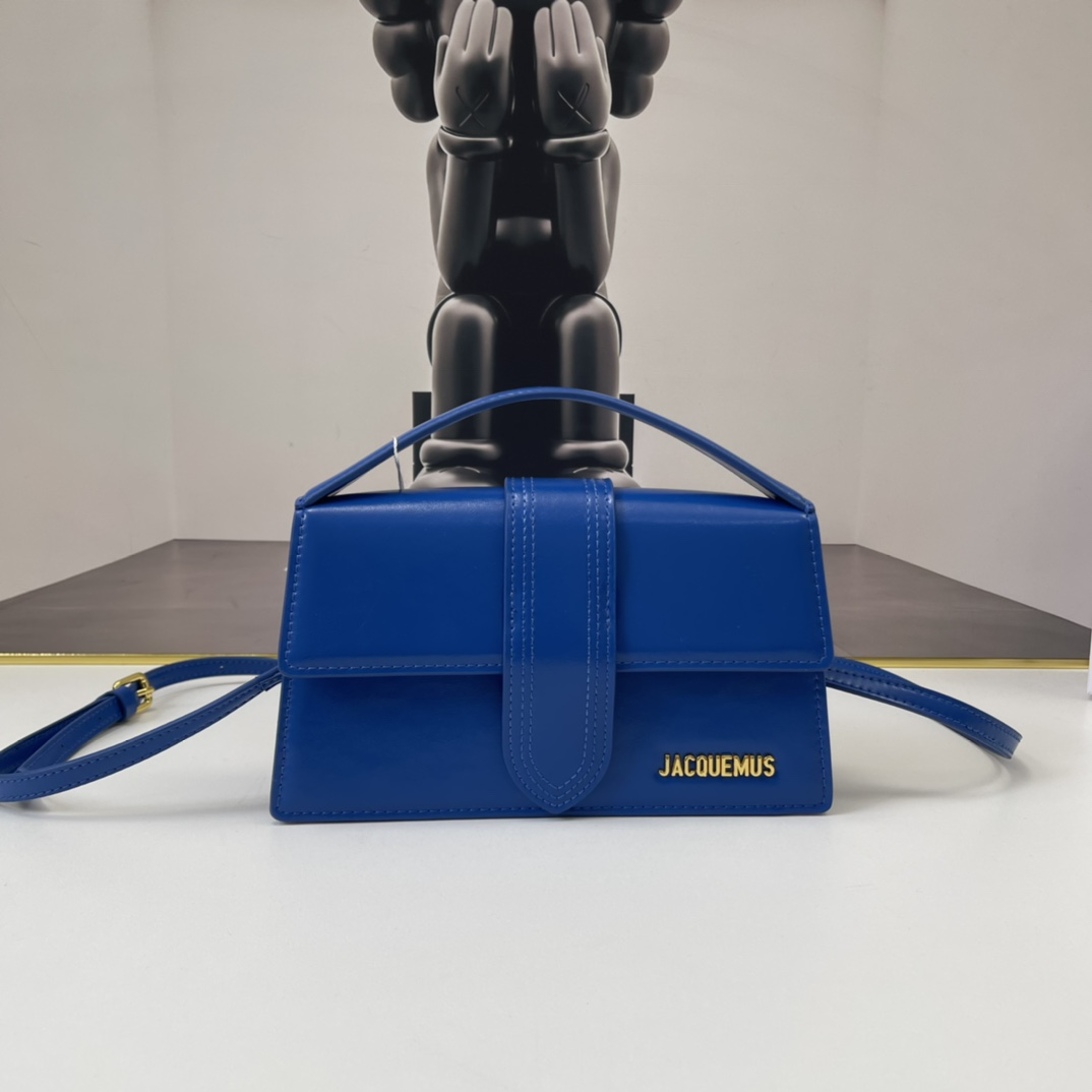 Jacquemus Leather Shoulder Bags Handbag(Replica)