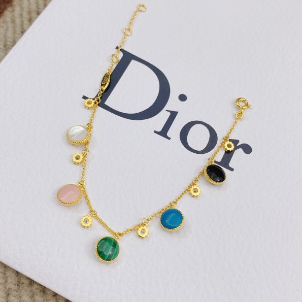 ROSE DES VENTS NECKLACE Dupe, 5 Compass Necklace