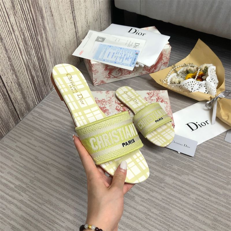 Dior DWAY Slide Slipper Sandals (Replica)