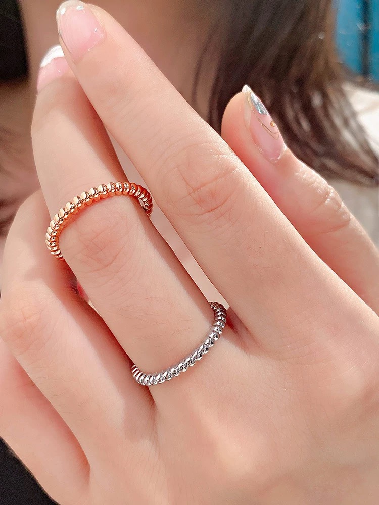 Van Cleef & Arpels Bead Ring