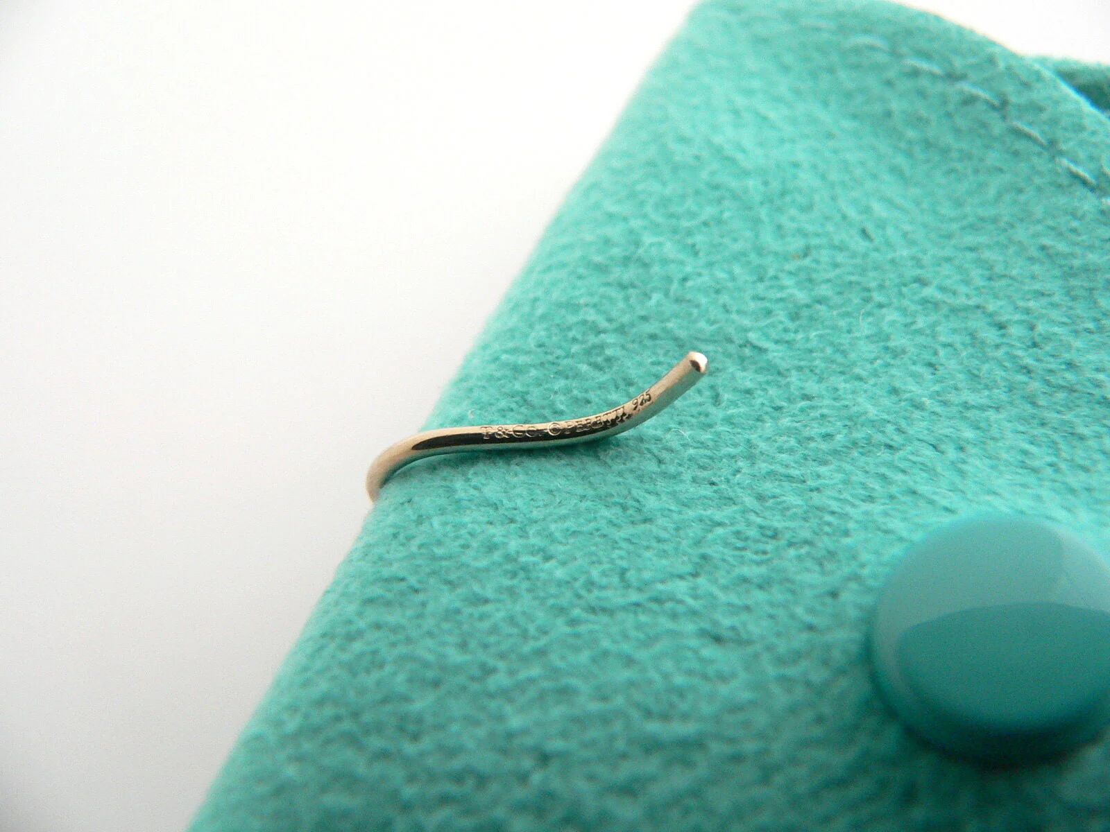 Tiffany & Co Peretti Silver Rock Crystal Star Dangle Earrings Studs Gift Pouch