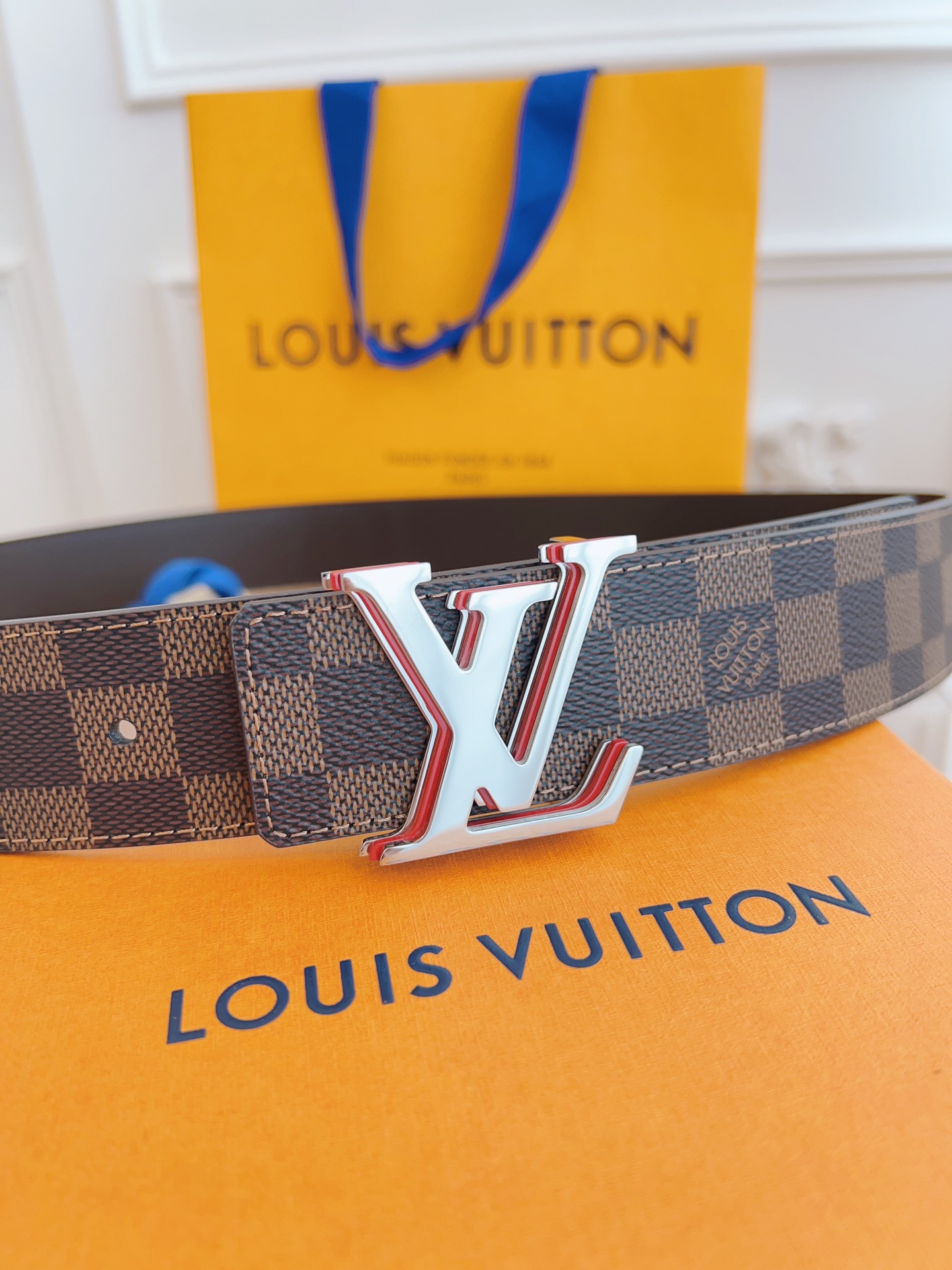 Louis Vuitton LV Leather Belts 1:1 Mirror Version