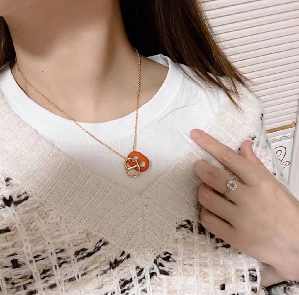 Double Pig Nose Necklace, One Cowhide Pig Nose