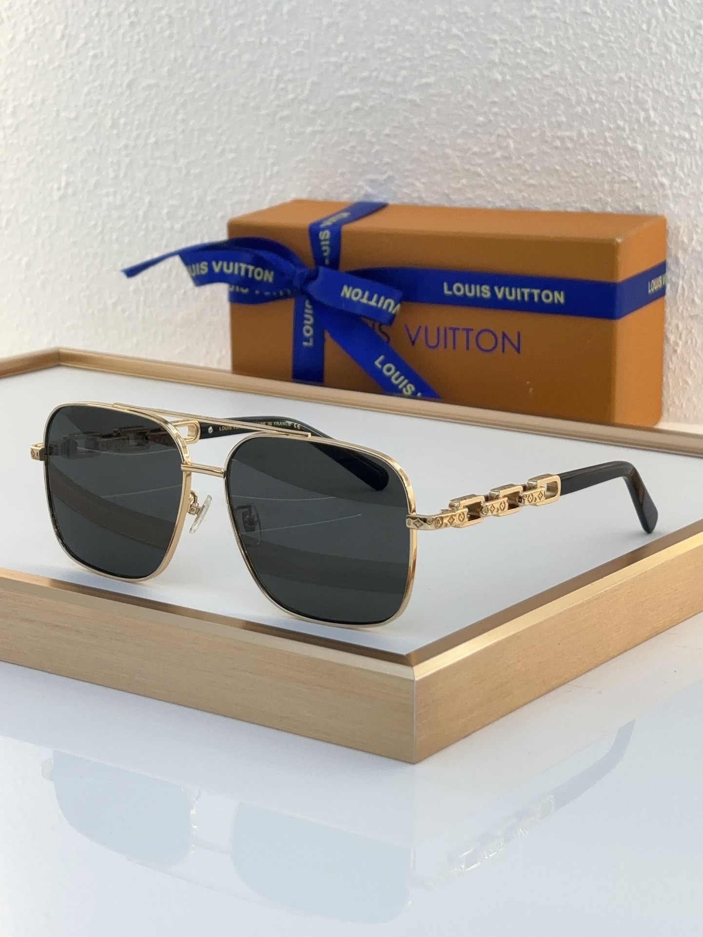 Louis Vuitton LV Sunglasses