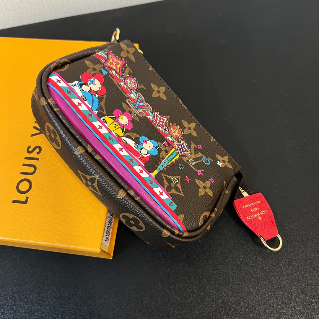 Louis Vuitton Multi Pochette Accessories Mini Bag Purse