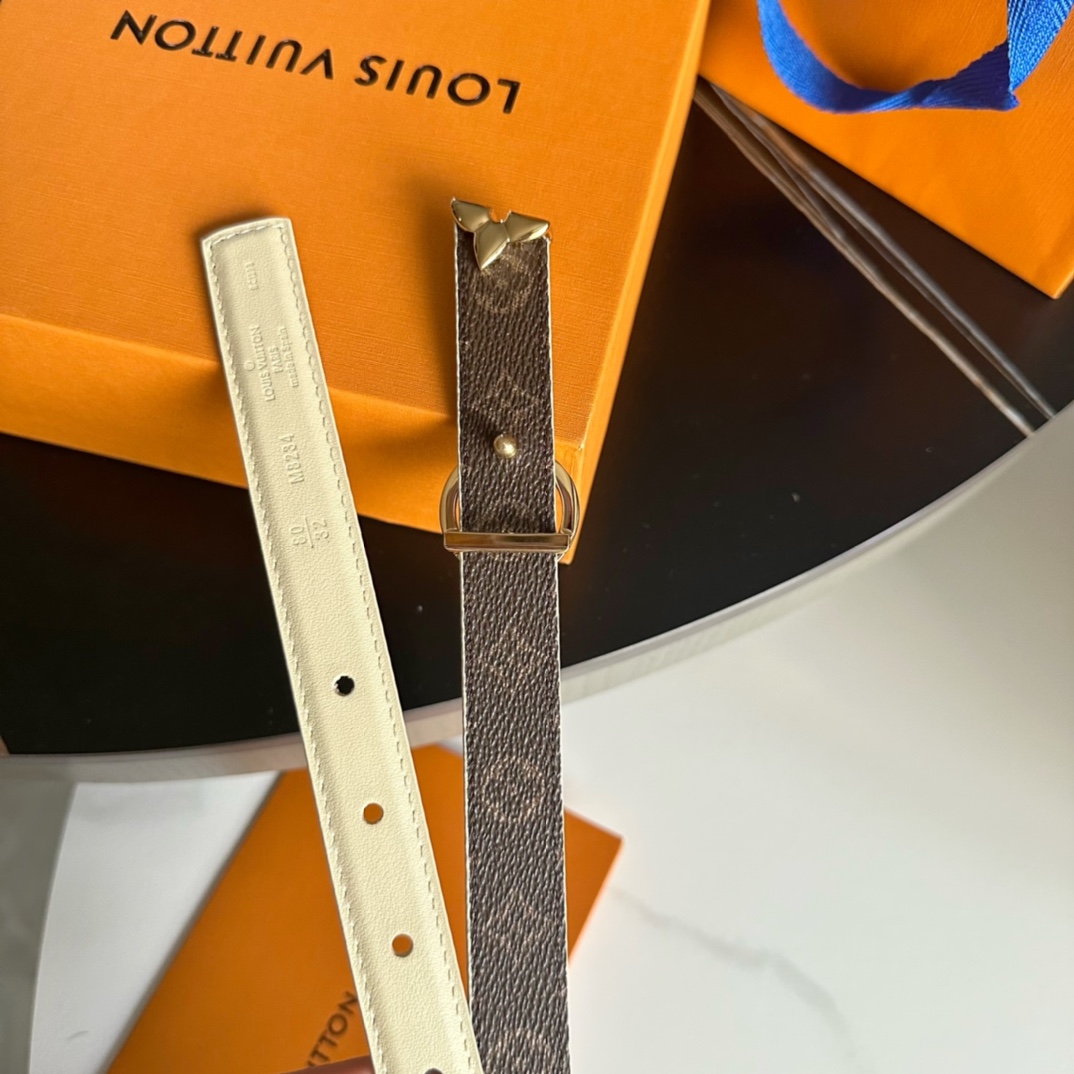 Louis Vuitton LV Leather Belts 1:1 Mirror Version