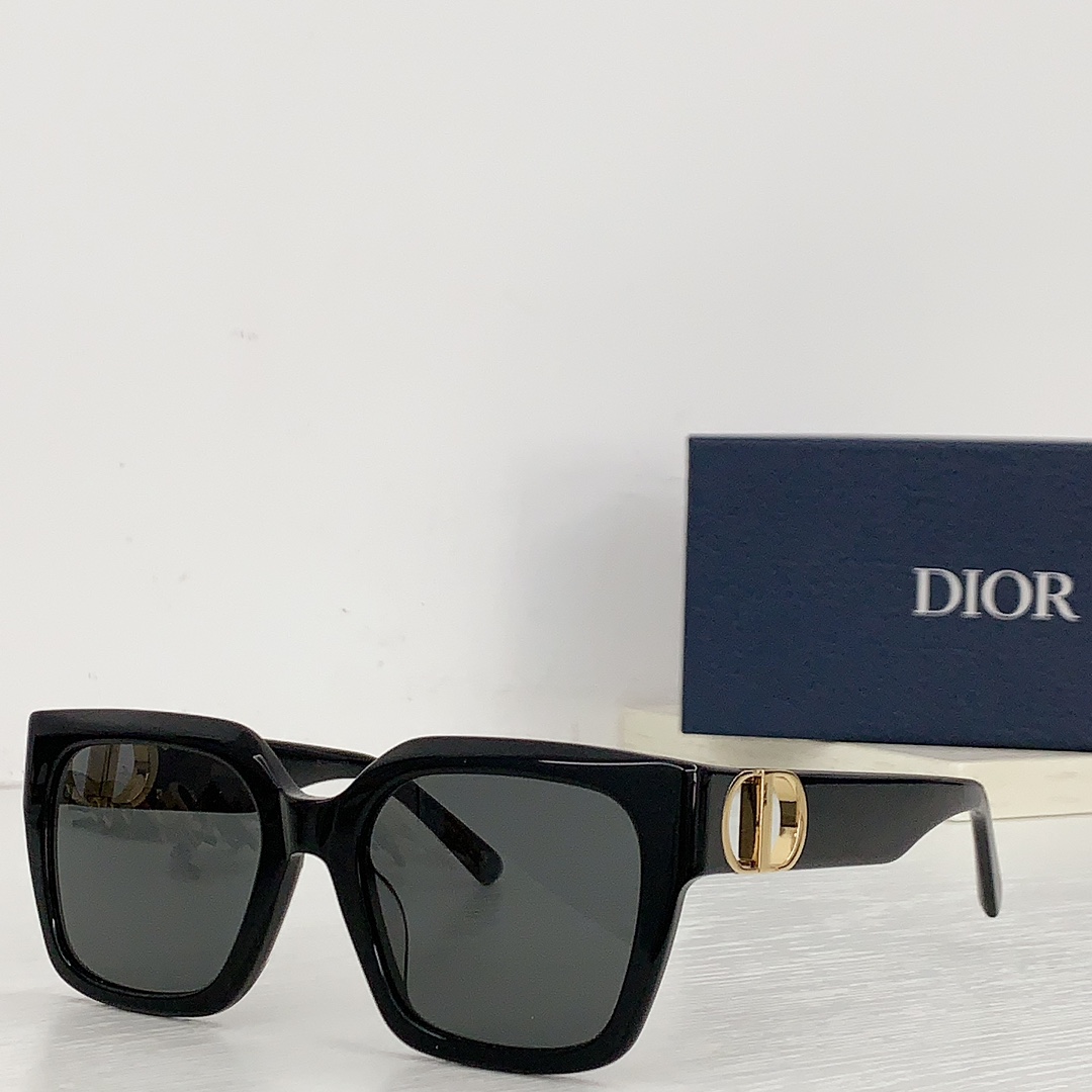 Dior Square Outdoor Sunglasses Top Quality (Replica）