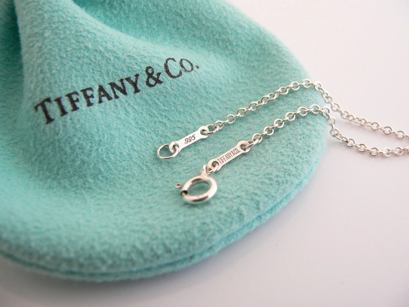 Tiffany & Co Silver Peretti 3 Open Heart Pendant Necklace Charm Chain Gift Pouch