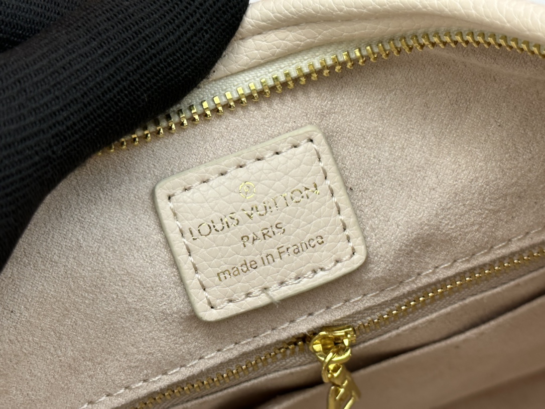 Louis Vuitton CarryAll M24707 M46203 M46197 Shoulder Bag Handbag