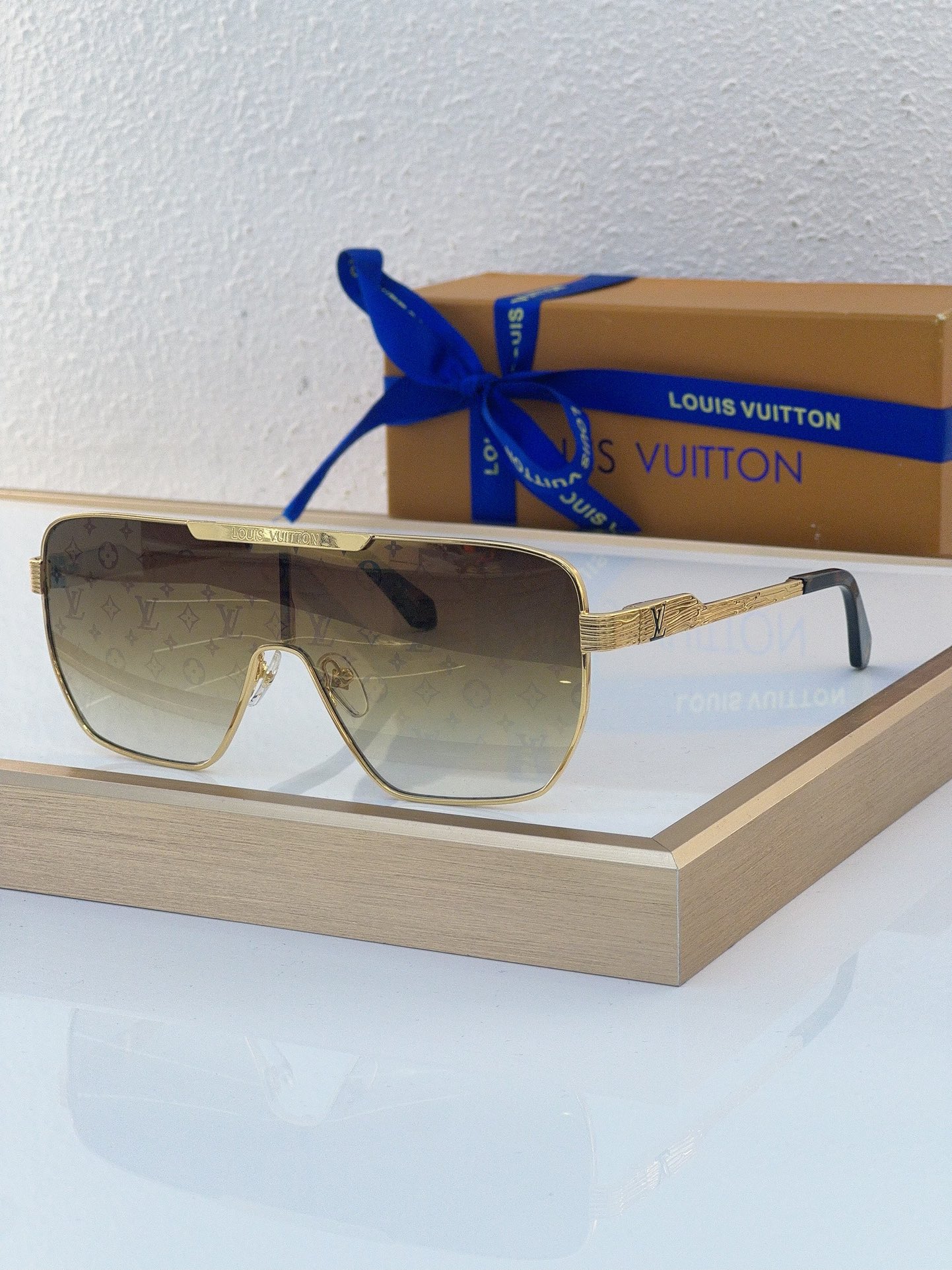 Louis Vuitton LV Sunglasses