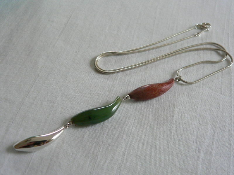 Tiffany & Co Silver Gehry Fish Jade Wood Triple Dangle Necklace Pendant Gift Art