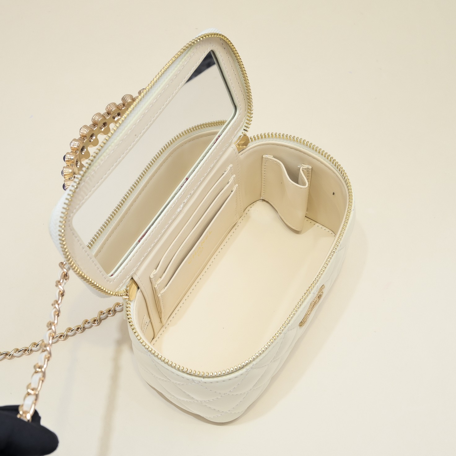 Chanel Pearl Handle Box Bag Makeup Shoulder Bag Handbag