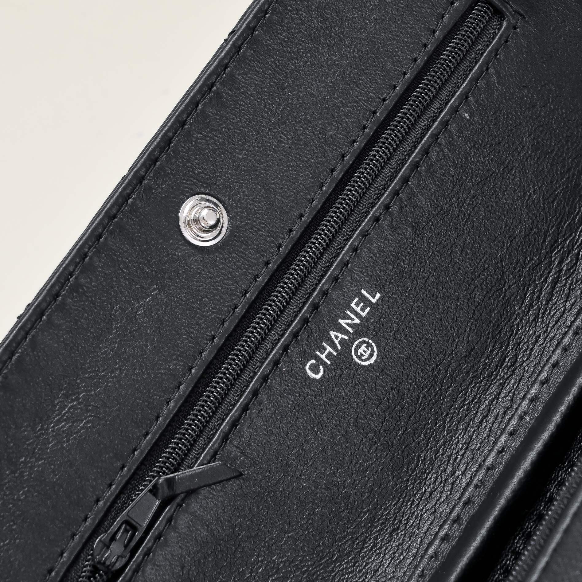 Chanel Woc Classic Lambskin Silver Hardware Shoulder Bag Handbag